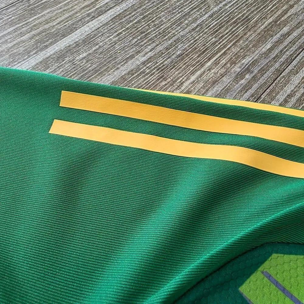 Adidas Tiro 24 Pro Soccer Goalkeeper Jersey Green Yellow Slim Fit IS5349 Men’s L